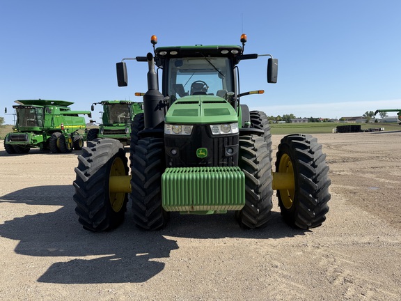 2019 John Deere 8370R Tractor