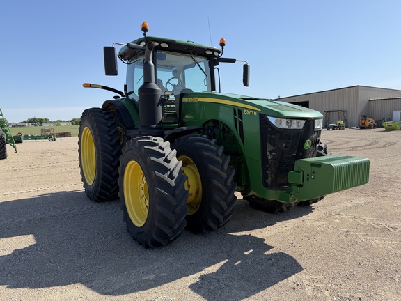 2019 John Deere 8370R Tractor