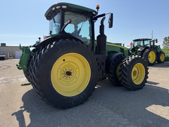 2019 John Deere 8370R Tractor