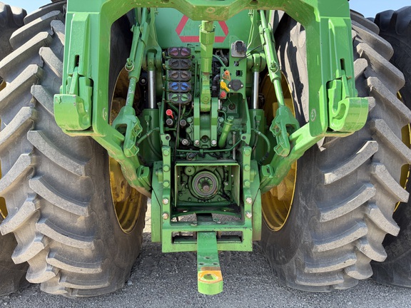 2019 John Deere 8370R Tractor