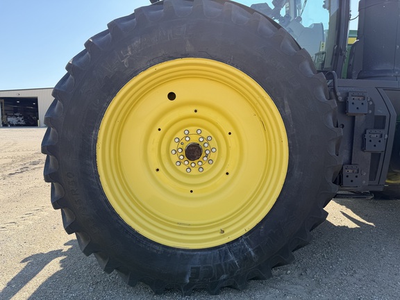 2019 John Deere 8370R Tractor