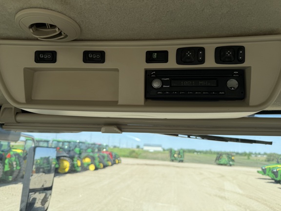 2019 John Deere 8370R Tractor