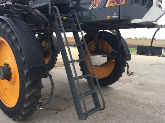 2012 Hagie STS12 Sprayer/High Clearance