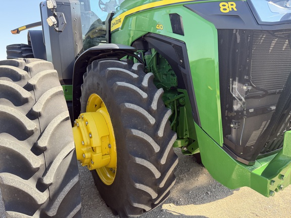 2024 John Deere 8R 410 Tractor