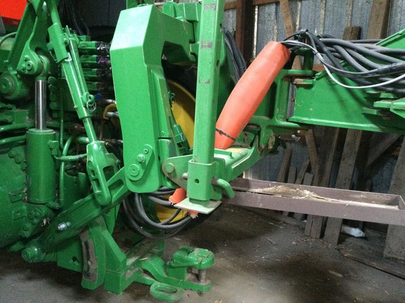 2010 John Deere 1770NT CCS Planter
