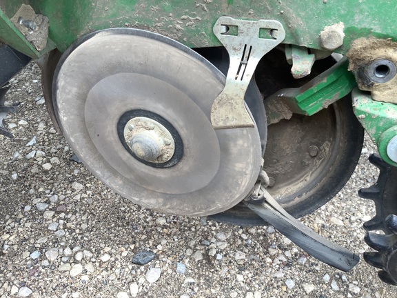 2004 John Deere 1770NT CCS Planter