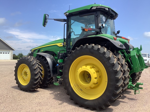 2024 John Deere 8R 370 Tractor