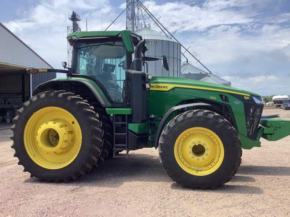2024 John Deere 8R 370 Tractor