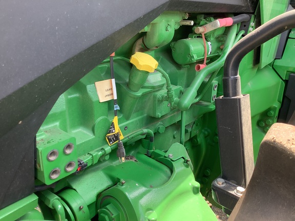 2024 John Deere 8R 370 Tractor