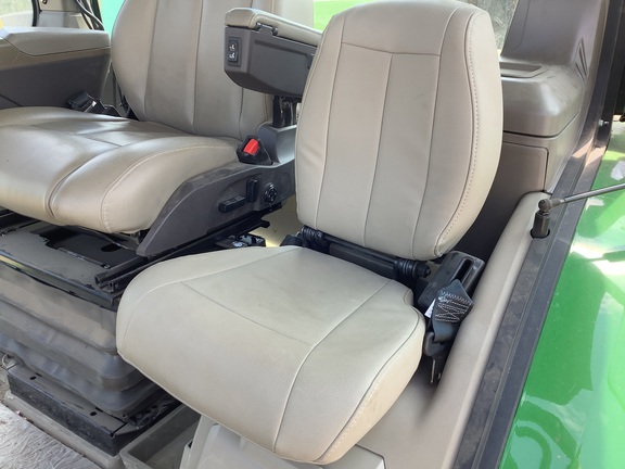 2024 John Deere 8R 370 Tractor