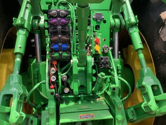 2024 John Deere 8R 370 Tractor