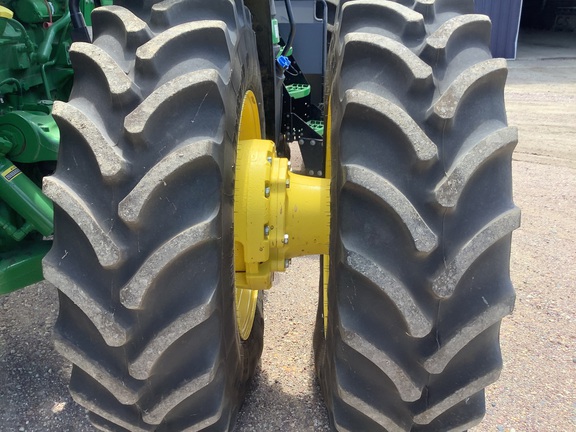 2024 John Deere 8R 370 Tractor