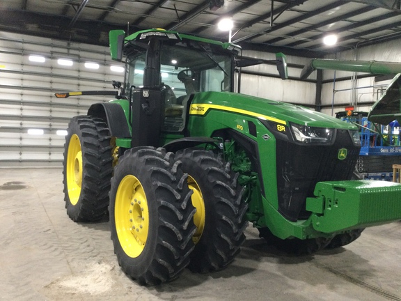 2024 John Deere 8R 370 Tractor