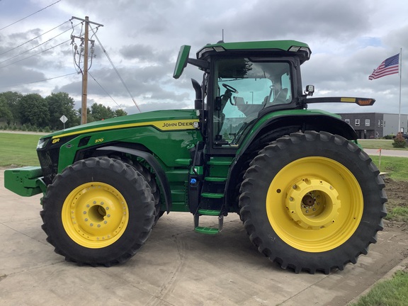 2024 John Deere 8R 370 Tractor