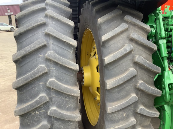 2024 John Deere 8R 370 Tractor