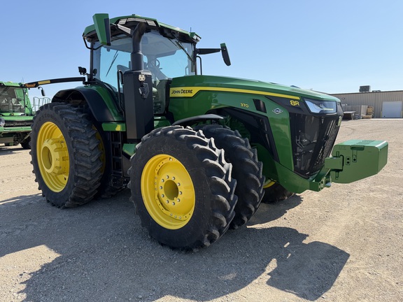 2024 John Deere 8R 370 Tractor