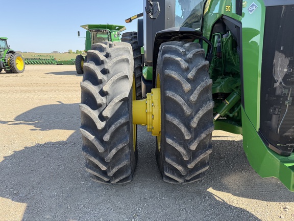 2024 John Deere 8R 370 Tractor