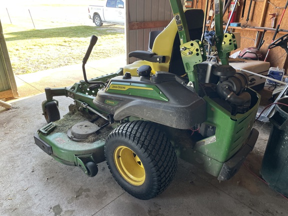2025 John Deere Z950R Mower/Zero Turn