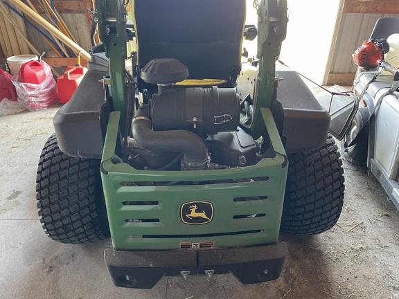 2025 John Deere Z950R Mower/Zero Turn
