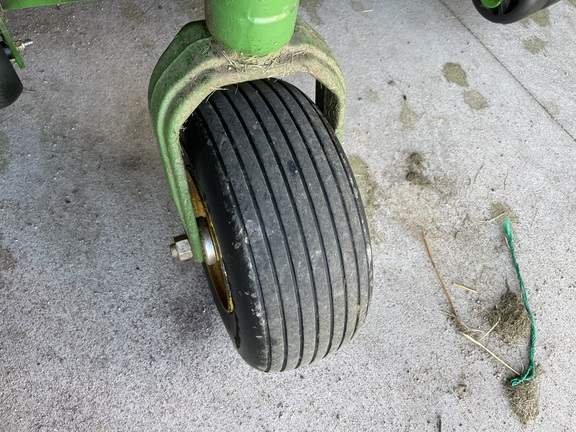 2025 John Deere Z950R Mower/Zero Turn