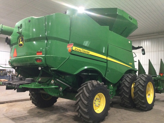 2021 John Deere S780 Combine