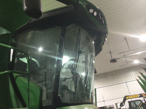2021 John Deere S780 Combine