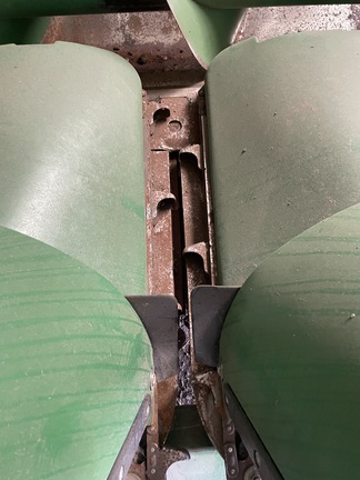 2021 John Deere C16R Header Corn Head