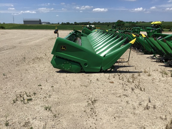 2021 John Deere C16R Header Corn Head