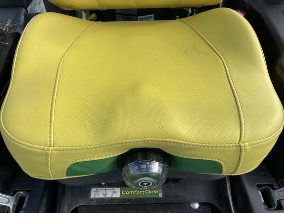 2024 John Deere Z960M Mower/Zero Turn