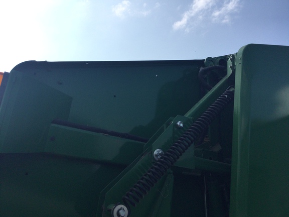 2019 John Deere 560M Baler/Round