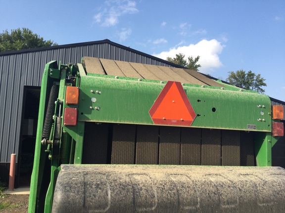2019 John Deere 560M Baler/Round