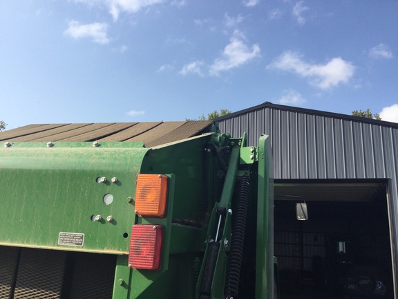 2019 John Deere 560M Baler/Round