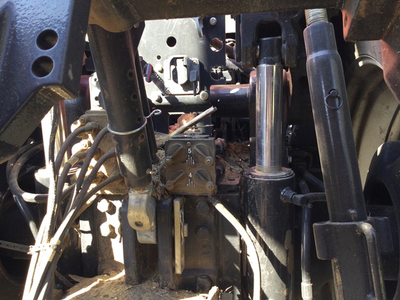 2016 Case IH Magnum 340 Tractor