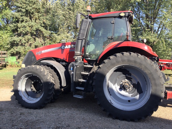 2016 Case IH Magnum 340 Tractor