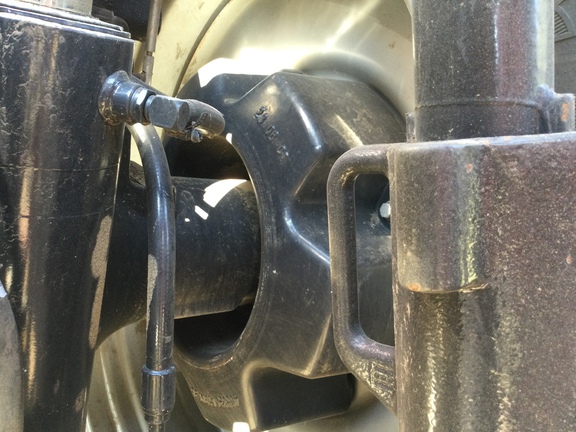 2016 Case IH Magnum 340 Tractor