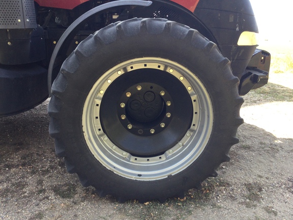 2016 Case IH Magnum 340 Tractor