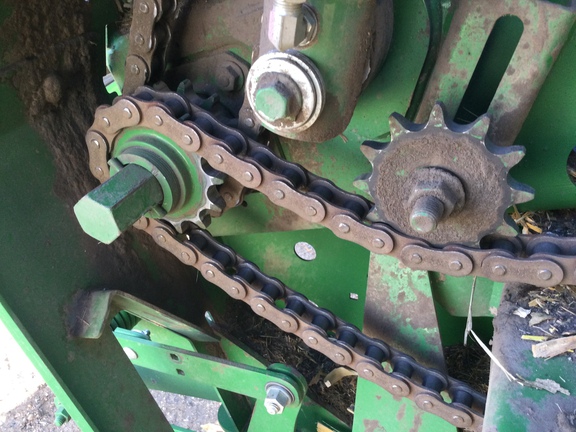 2023 John Deere 560M Baler/Round