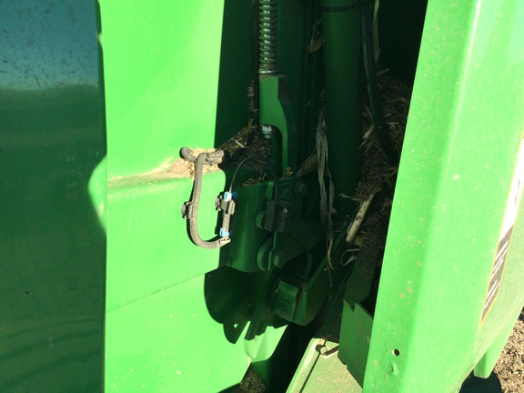 2023 John Deere 560M Baler/Round