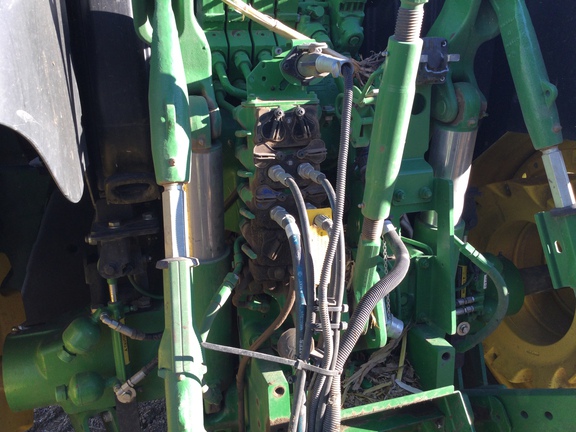 2023 John Deere 560M Baler/Round