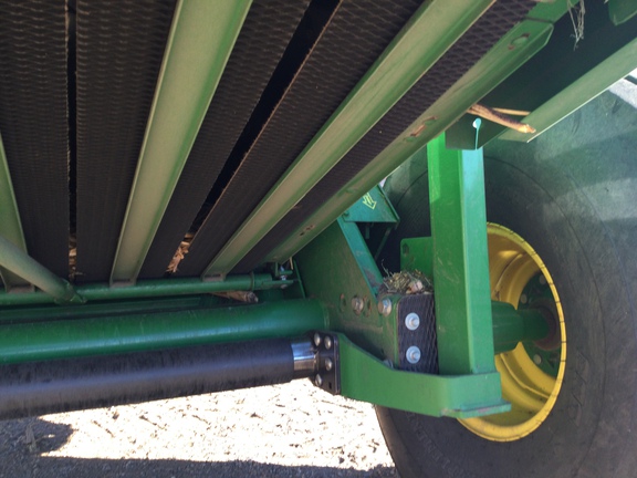 2023 John Deere 560M Baler/Round