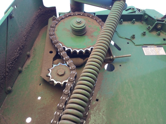 2023 John Deere 560M Baler/Round