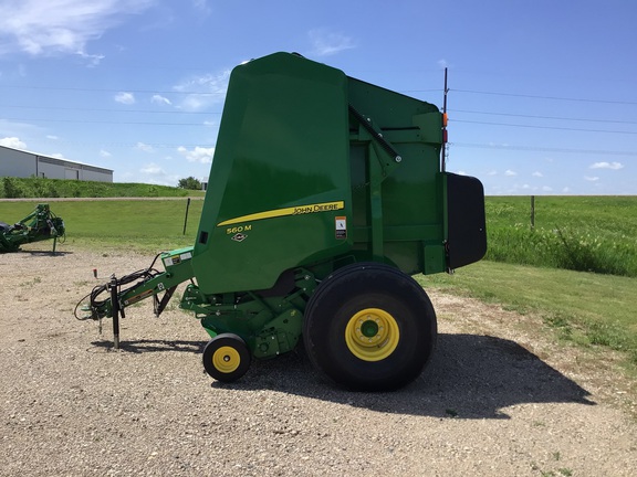 2023 John Deere 560M Baler/Round