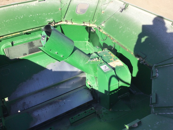 2007 John Deere 9560 STS Combine