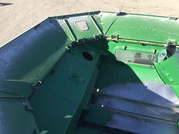 2007 John Deere 9560 STS Combine