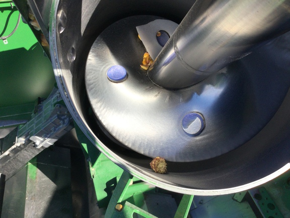 2007 John Deere 9560 STS Combine