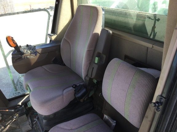 2007 John Deere 9560 STS Combine