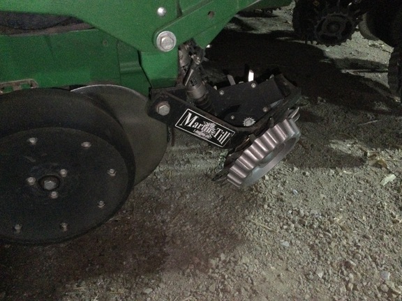 2013 John Deere 1770NT Planter