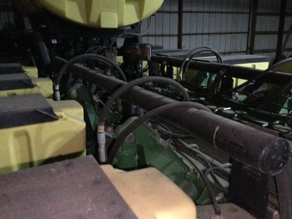 2013 John Deere 1770NT Planter
