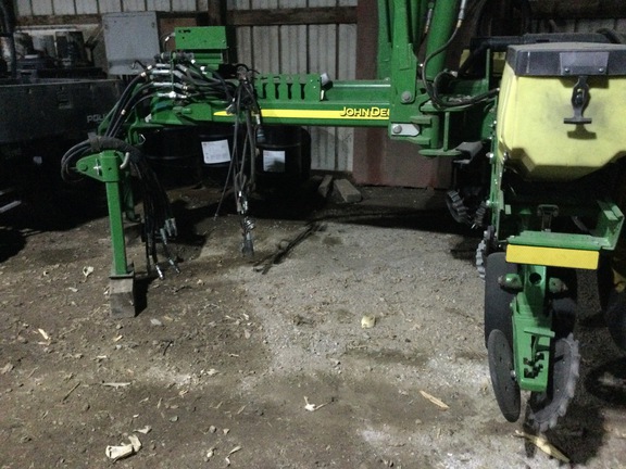 2013 John Deere 1770NT Planter
