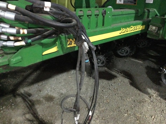 2013 John Deere 1770NT Planter